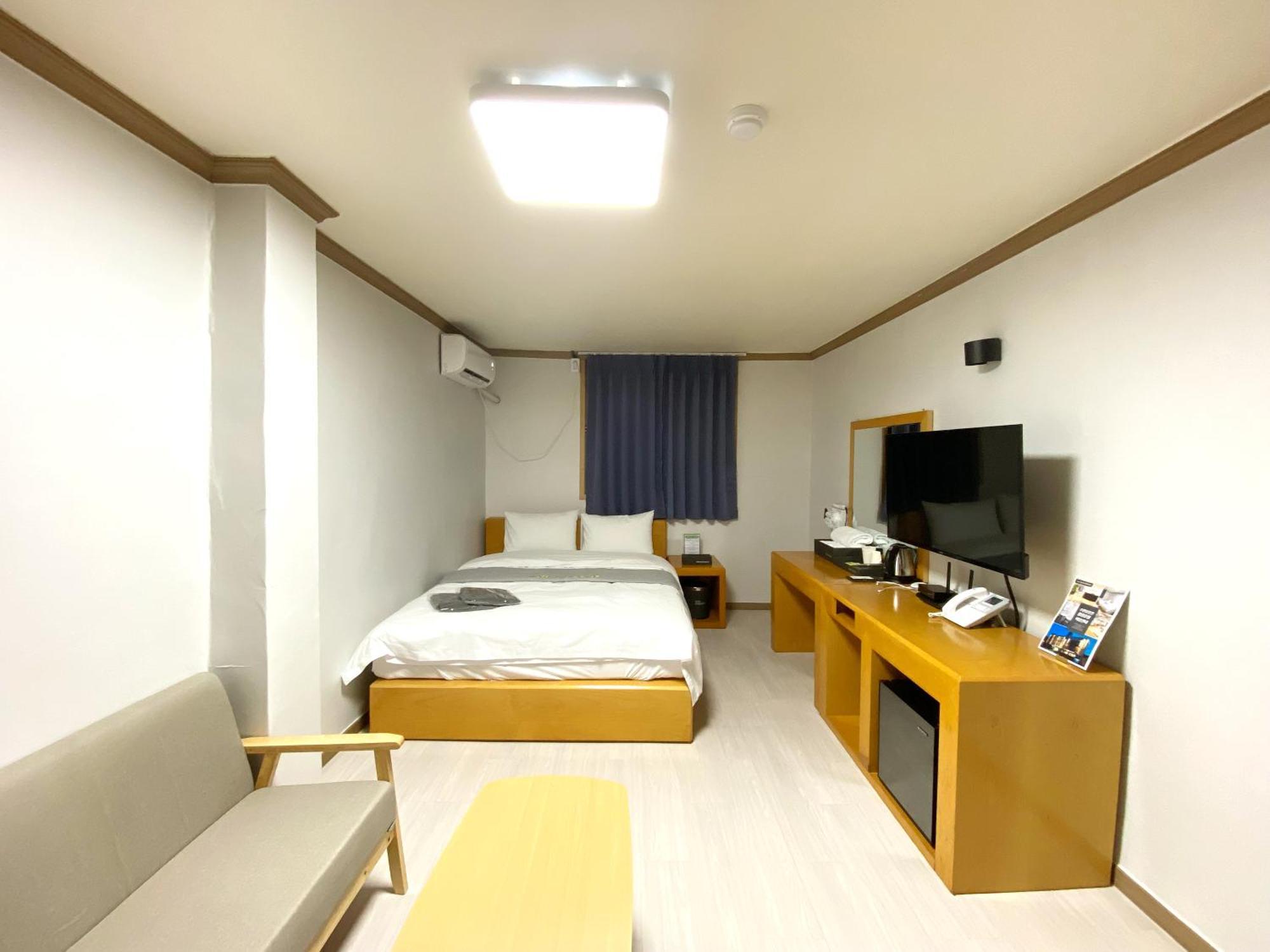 Suanbo Hot Spring Healing Hotel Cshungdzsu Kültér fotó